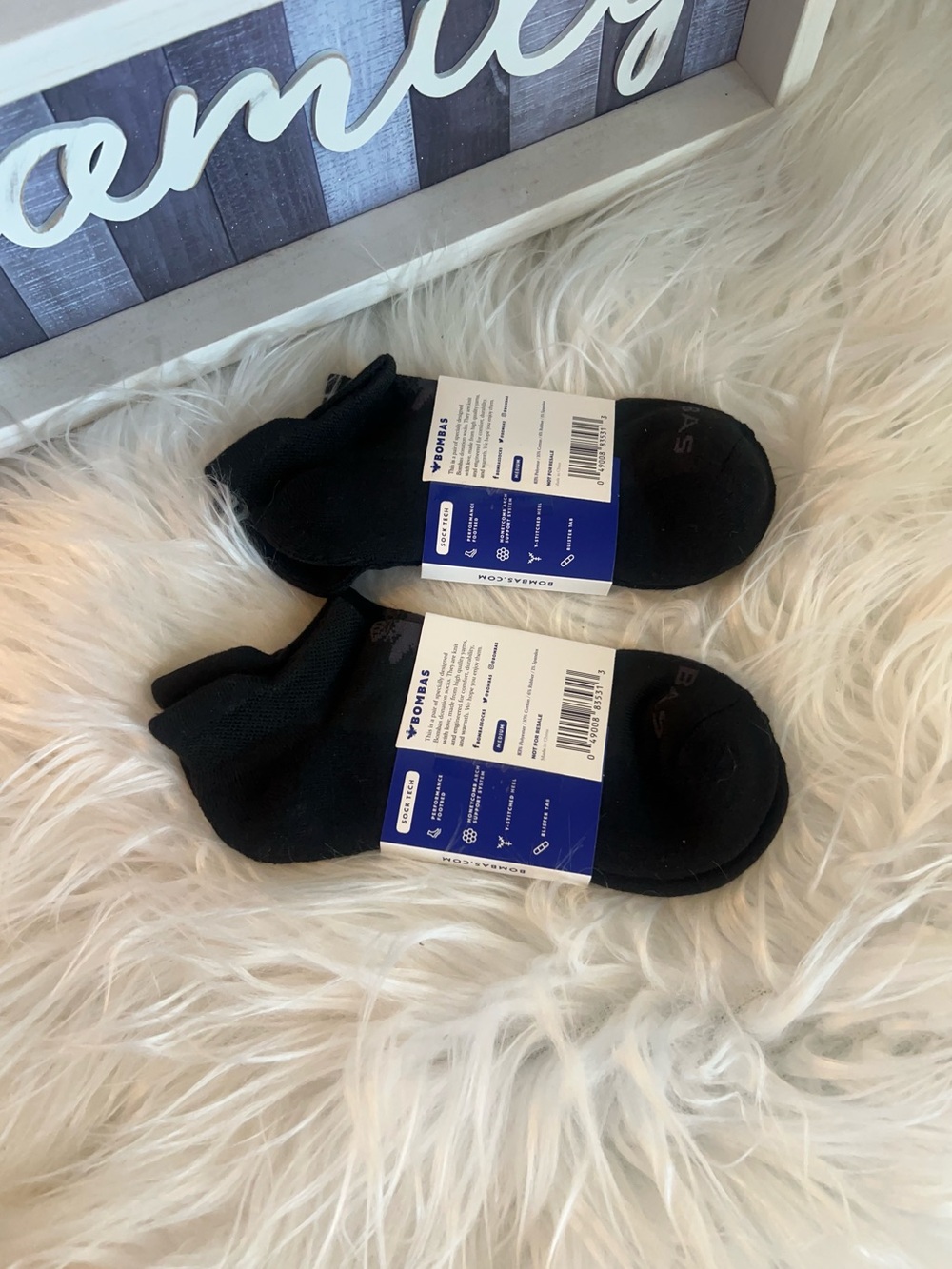 Bombas Black Low-Cut No-Show Socks (2 Pack) - Picture 2 of 7